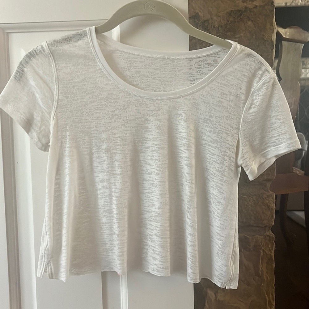 Lulu lemon cropped T-Shirt